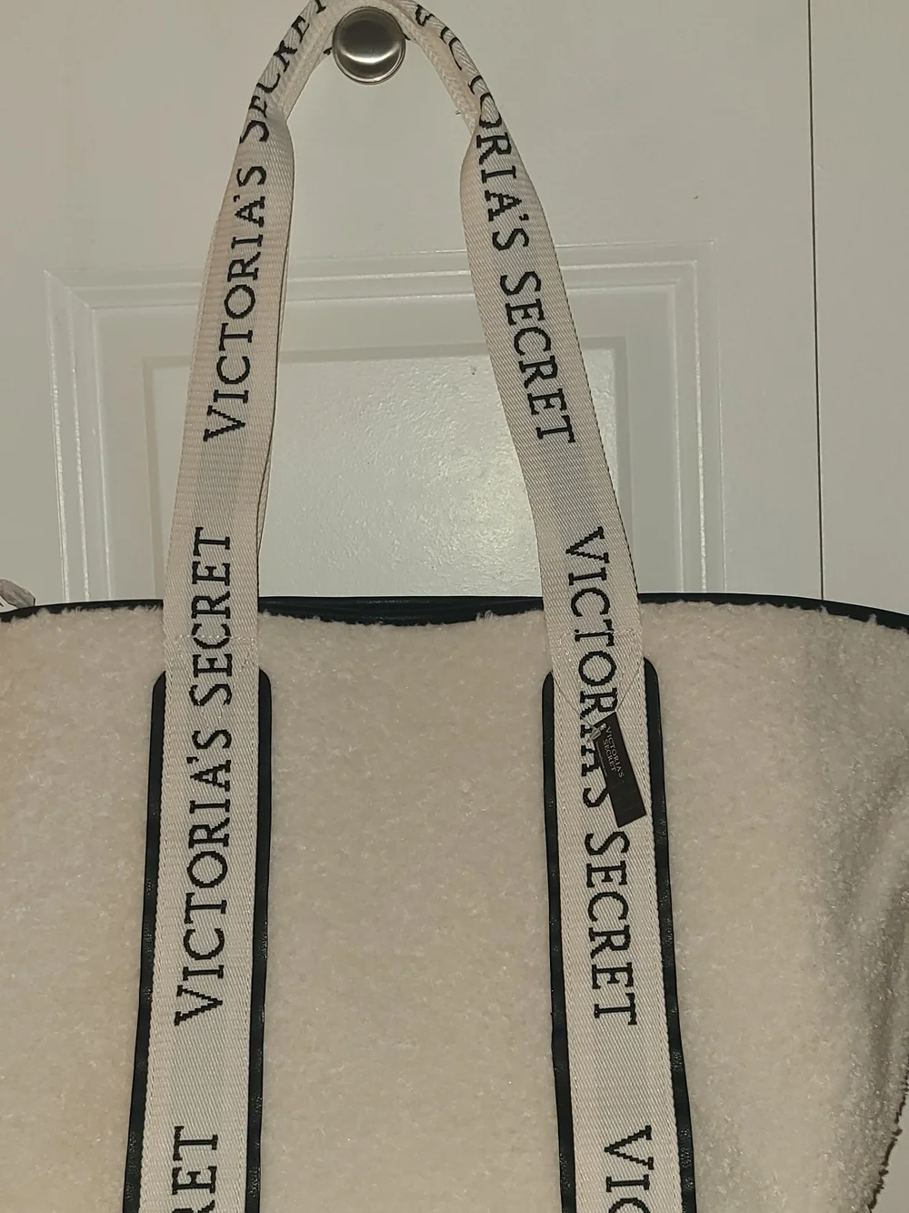 Victoria's Secret Cream Sherpa Tote NWT - Picture 2 of 6